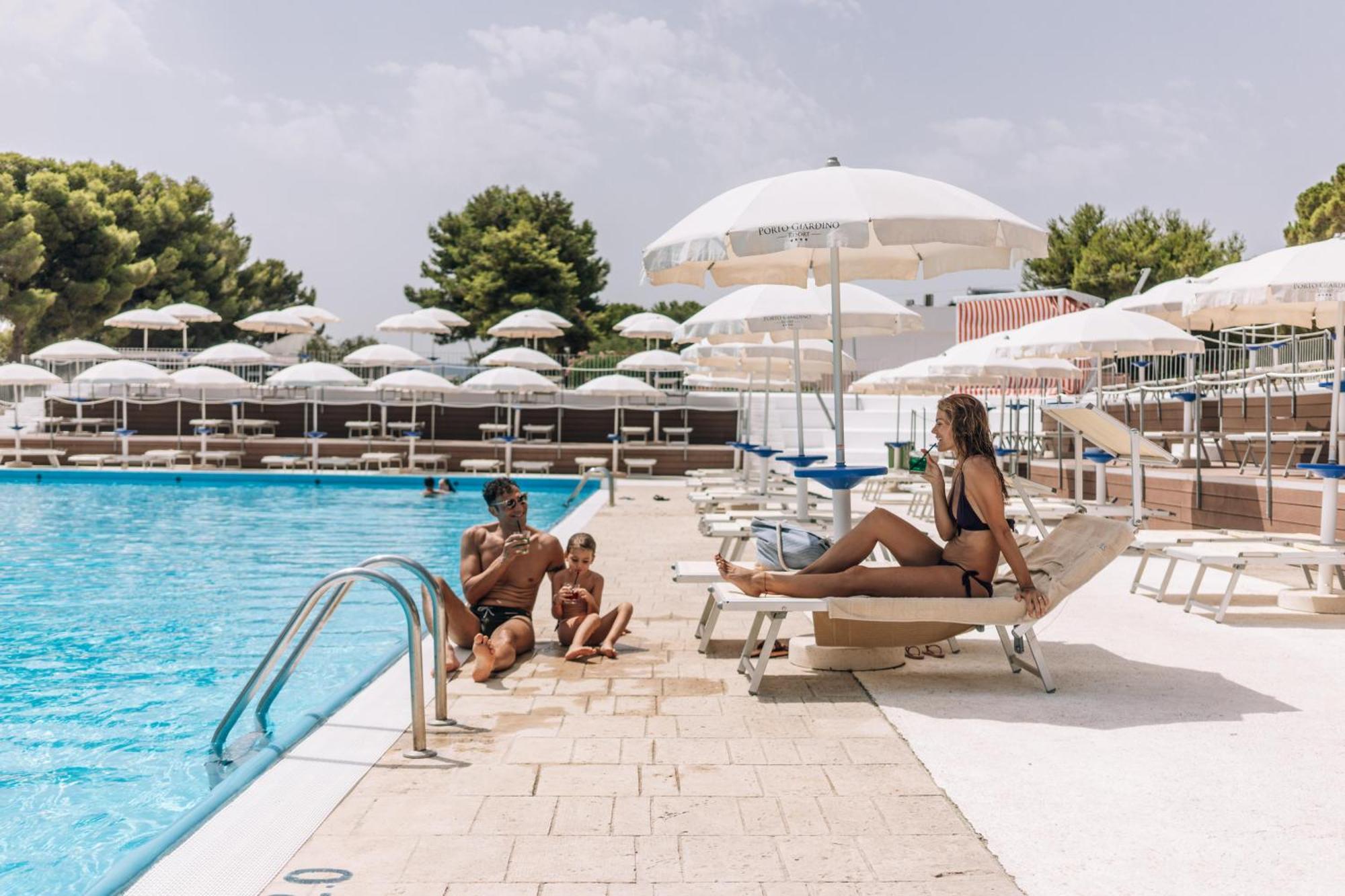 Porto Giardino - CDSHotels Monopoli Esterno foto